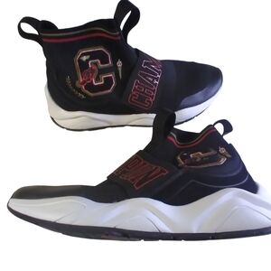 Champion sock style sneaker size 9M mens